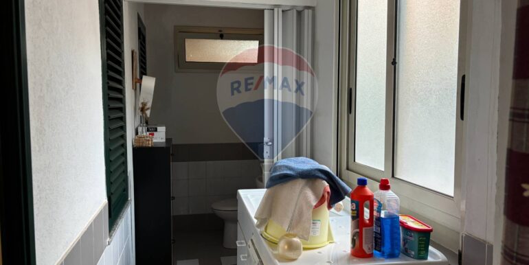 20251124154956-1002350-12