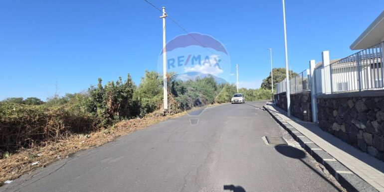 20251124160454-1003053-1