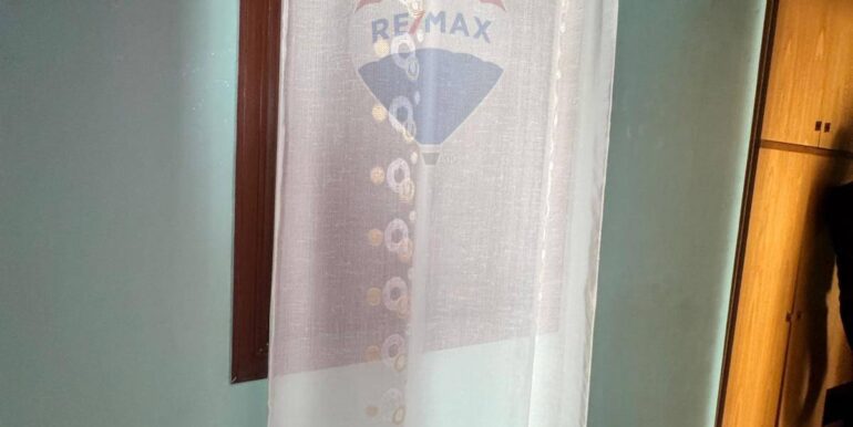 20251124164603-1003065-12