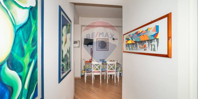 20251124185909-1003363-2