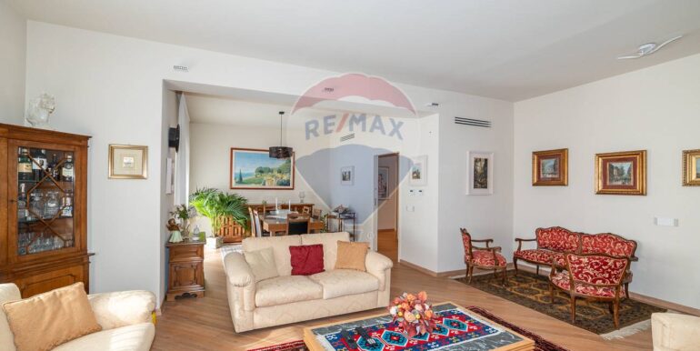 20251124185958-1003363-14