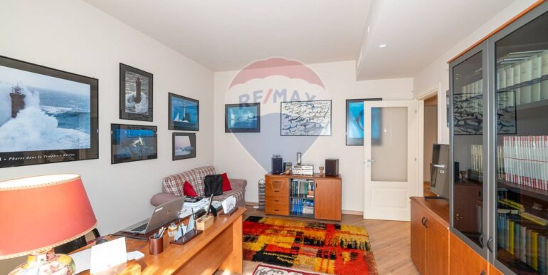 20251124190020-1003363-19