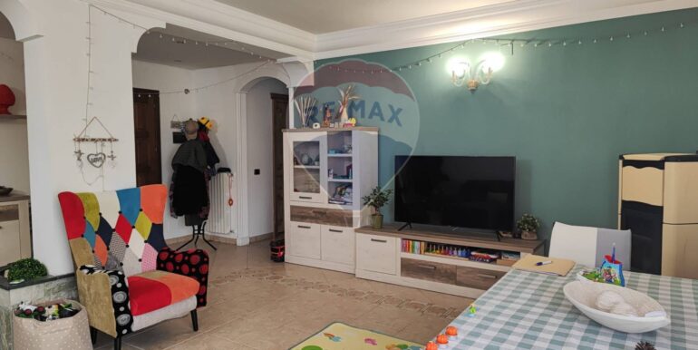 20251125103502-1002844-4