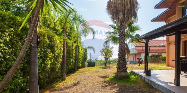 20251125114852-1003444-4