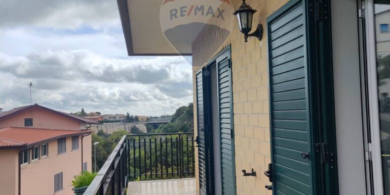 20251125115853-1003448-6