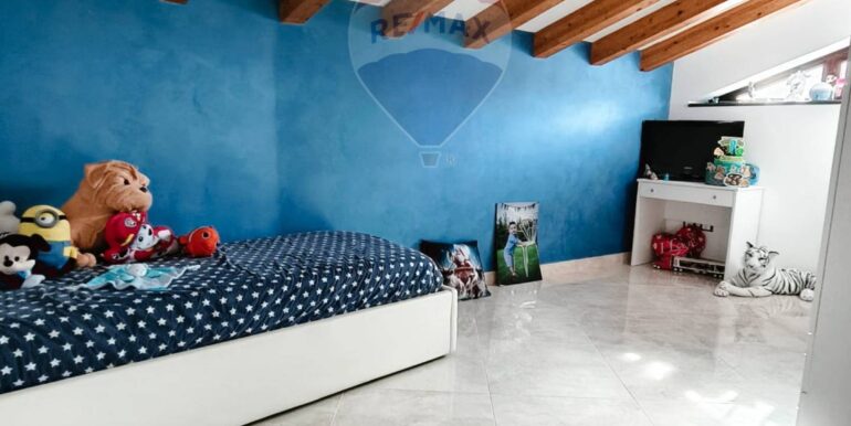 20251125124017-1003464-7