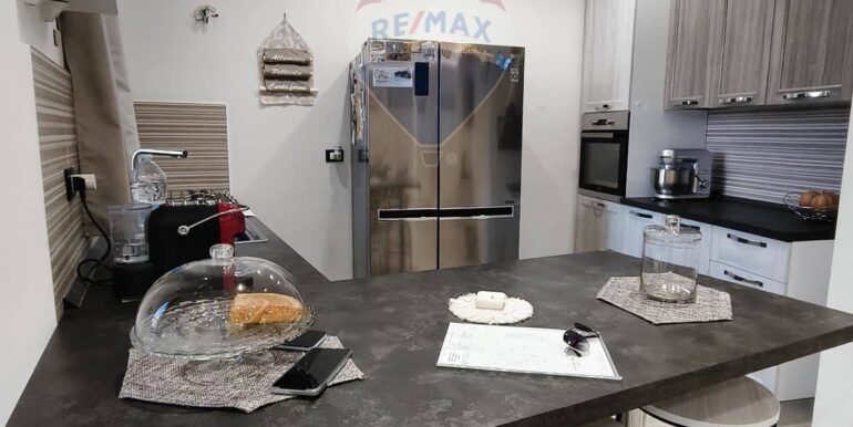 20251125124109-1003464-20