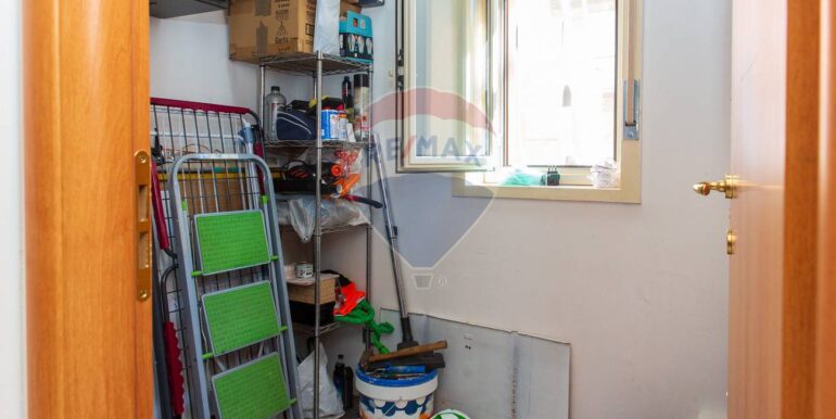 20251125171731-1002863-9