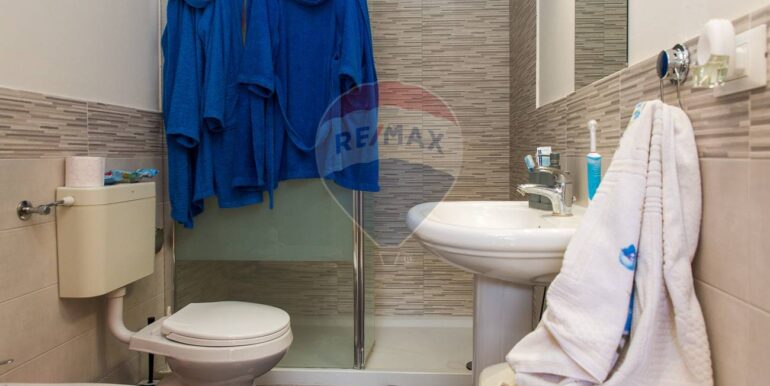 20251125171756-1002863-18