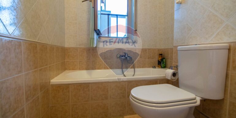 20251125172517-1003552-12