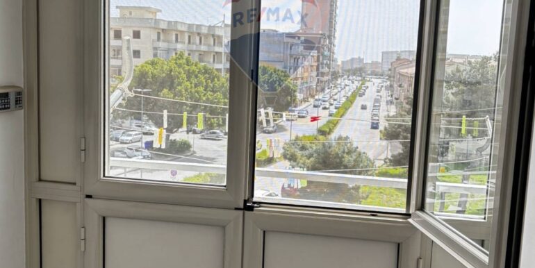 20251125174141-1002846-20