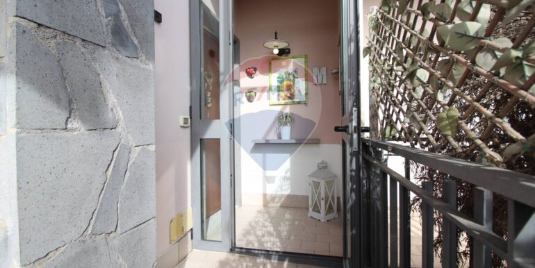 20251125181742-1003574-2