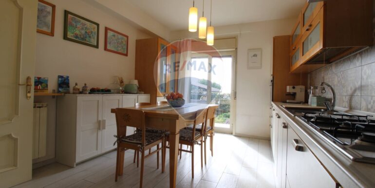 20251125181844-1003574-20