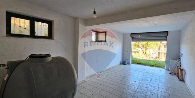 20251125185600-1003572-1