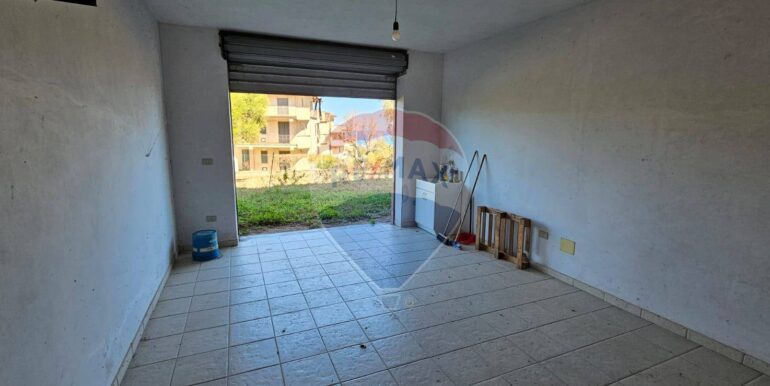 20251125185603-1003572-2