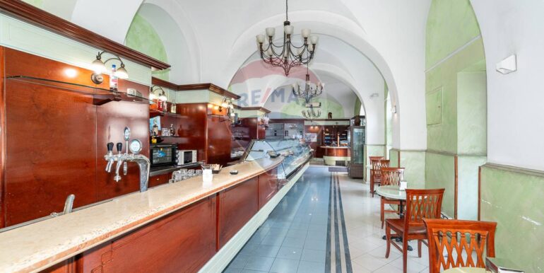 20251125191713-1003588-8