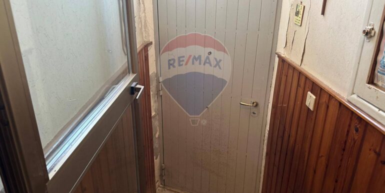 20251125192322-1001437-18