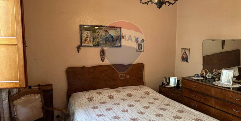 20251125192324-1001437-19