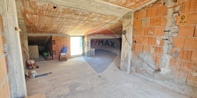 20251125193334-1003591-4