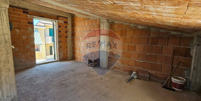 20251125193338-1003591-6