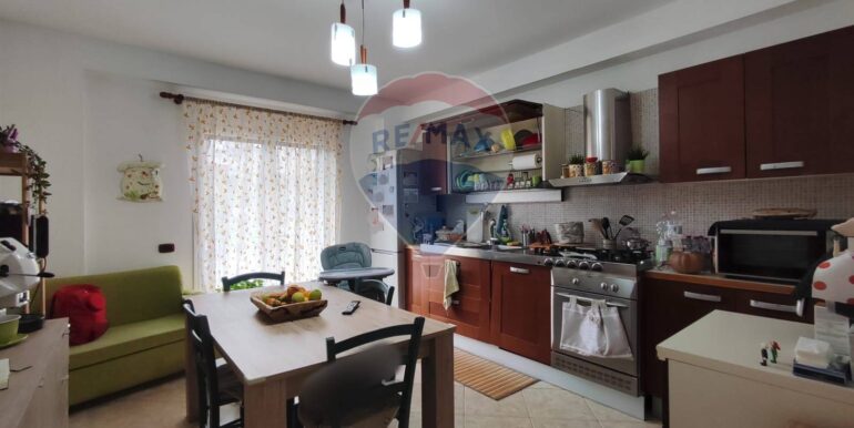 20251126104053-1003783-11