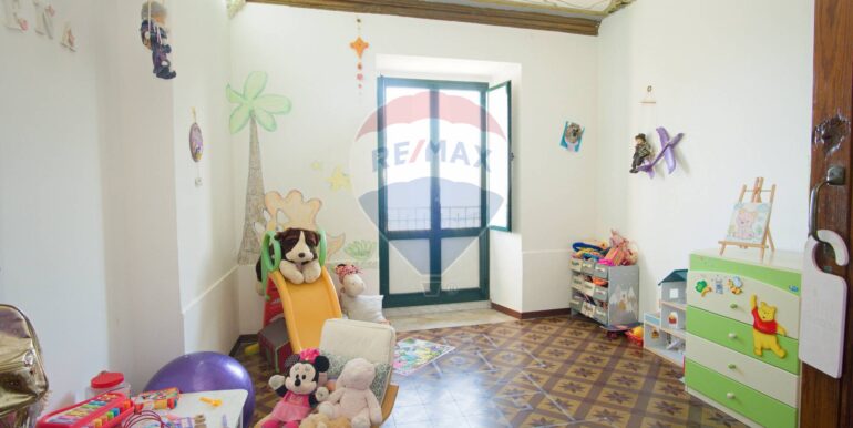 20251126110056-998803-6