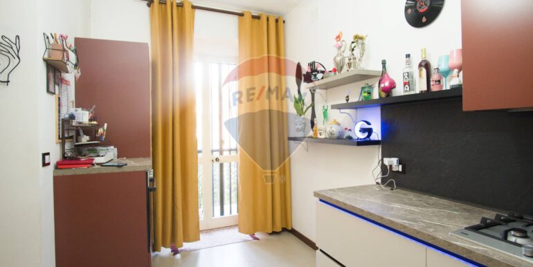 20251126110130-998803-16