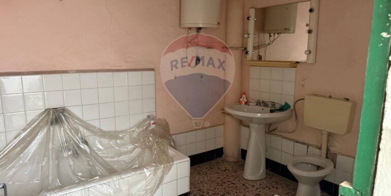 20251126112721-1000708-7