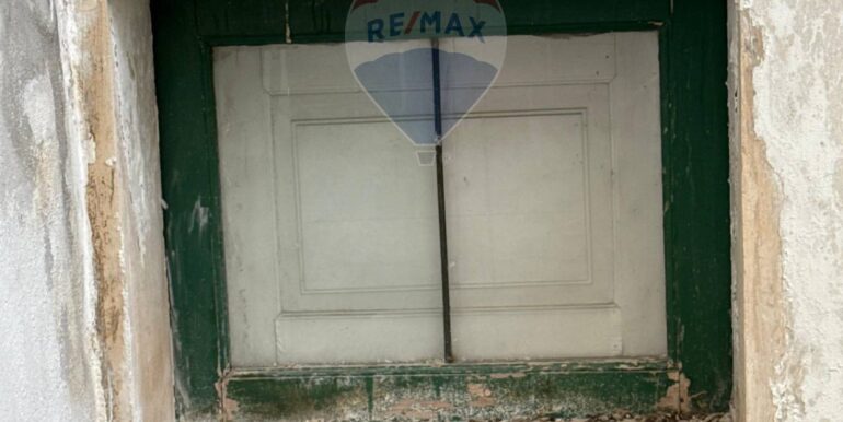 20251126112739-1000708-12