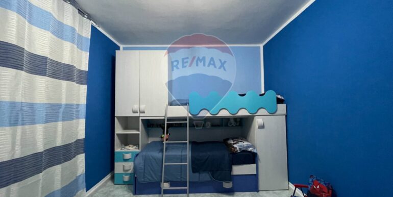 20251126120300-1003854-13