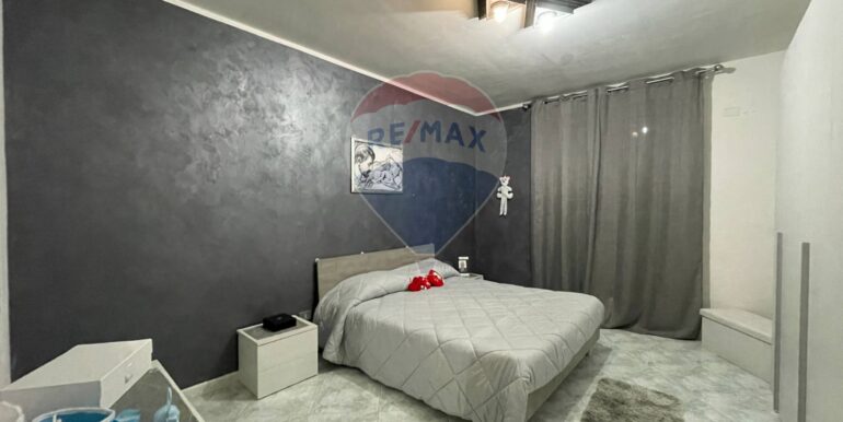 20251126120322-1003854-18