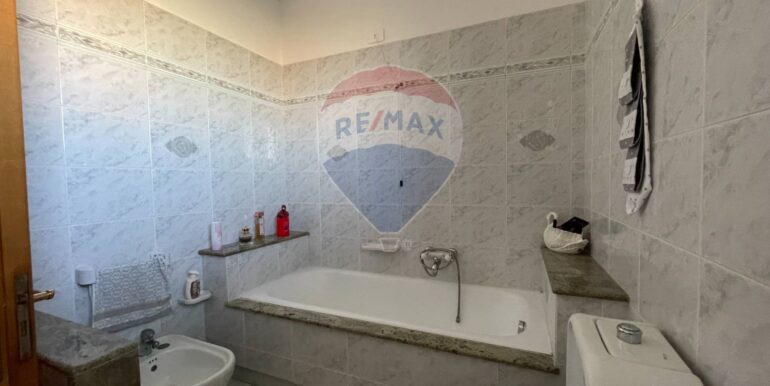 20251126120328-1003854-19