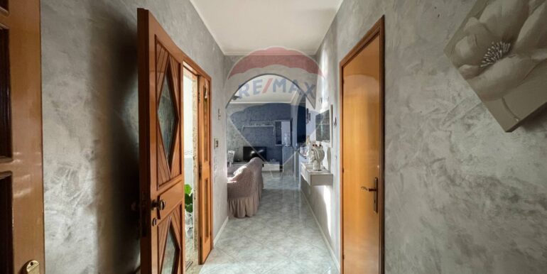 20251126120343-1003854-22