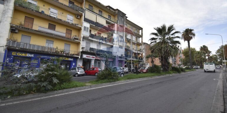 20251126123708-1003860-3