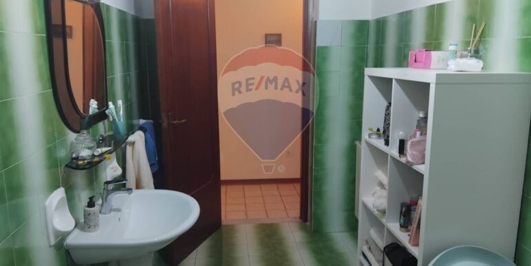 20251126170854-1003912-12