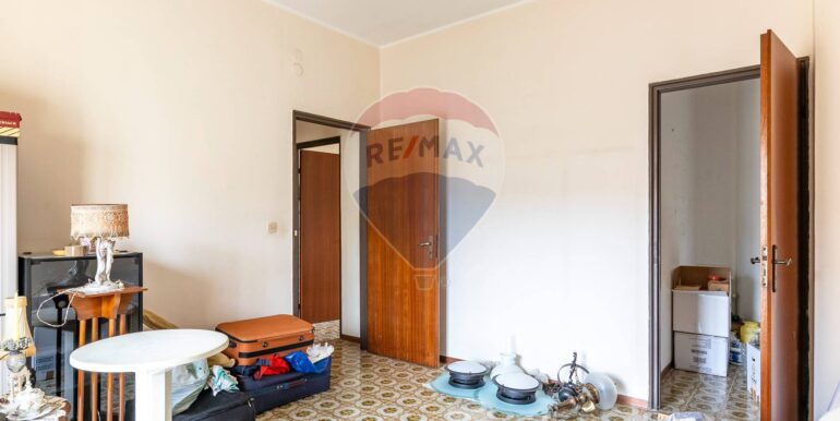 20251126174801-1003928-15