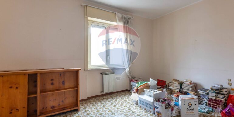 20251126174820-1003928-21