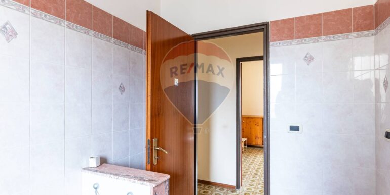 20251126174830-1003928-24