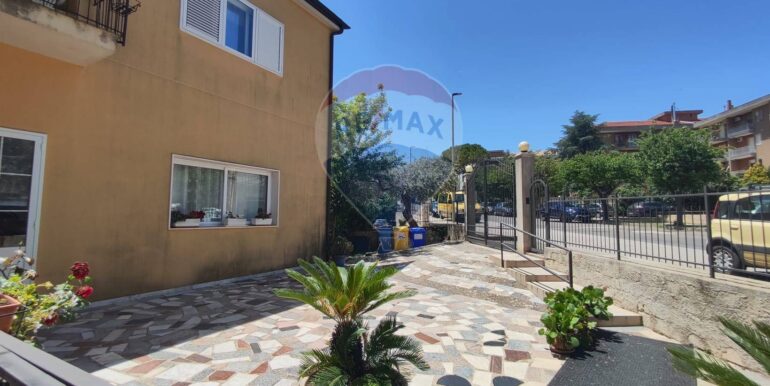 20251126180644-1003936-4