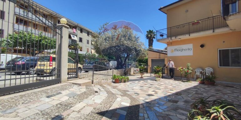 20251126180652-1003936-7