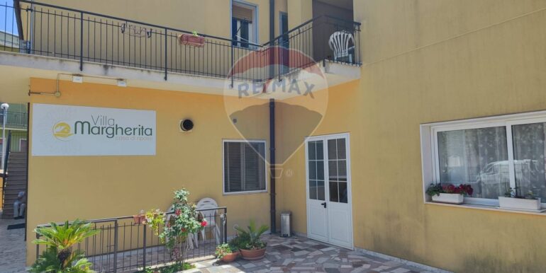 20251126180657-1003936-9