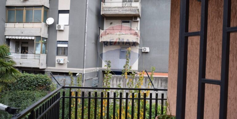 20251126181702-1003944-7