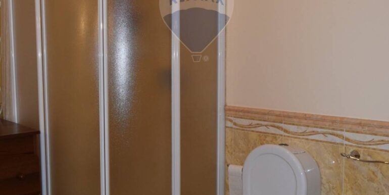 20251126181714-1003944-12