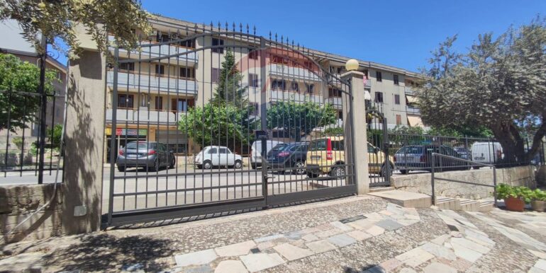 20251126183613-1003963-7