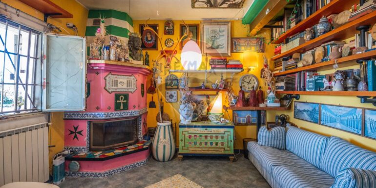 20251126184246-1000738-14