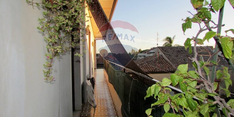 20251126192213-1002316-3