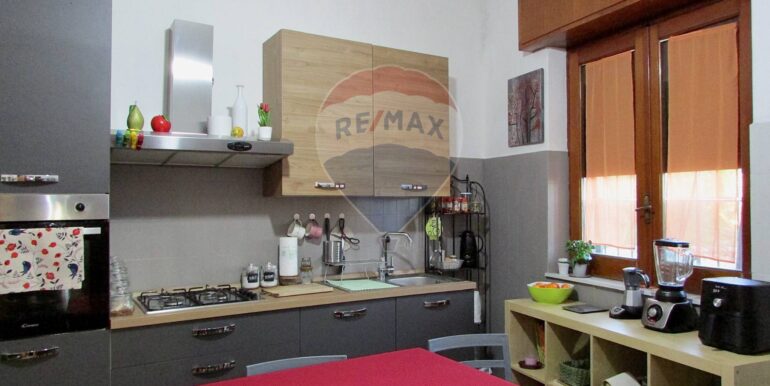 20251126192231-1002316-7