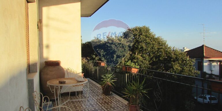 20251126192312-1002316-16