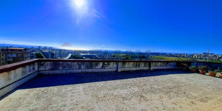 20251127110442-1004023-7