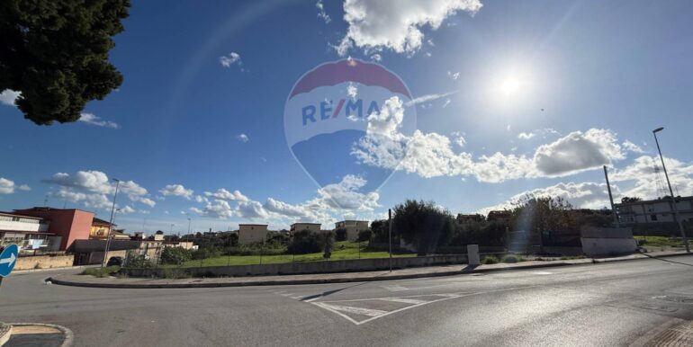 20251127165531-1004189-5